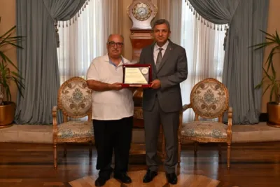 KAMU-DER Heyetinden Antalya Valisi Hulusi Şahin’e Ziyaret