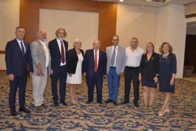 Kamu Der izmir İstişare ve Değerlendirme Toplantısı İzmir Coşkulu Yapıldı